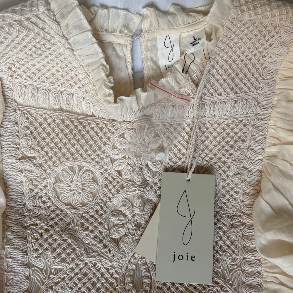 🍦🕯️Joie Cream Embroidered Top with Cute Ruffle Trim - Picture 2 of 5